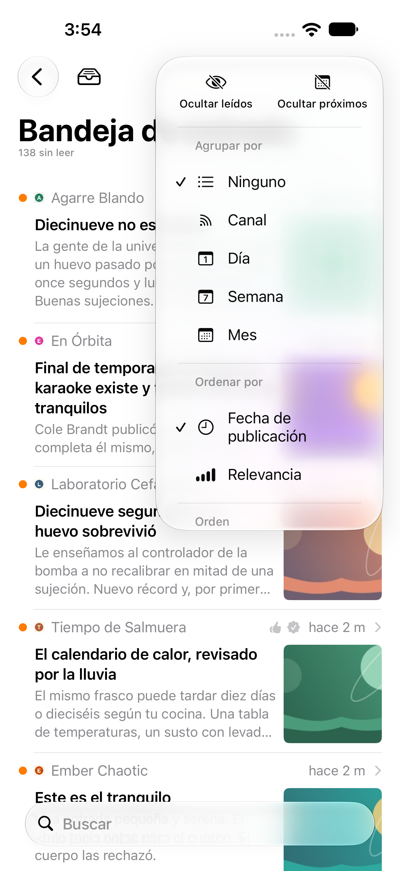 Contenido de la bandeja de entrada con el menú de opciones abierto. Apariencia clara