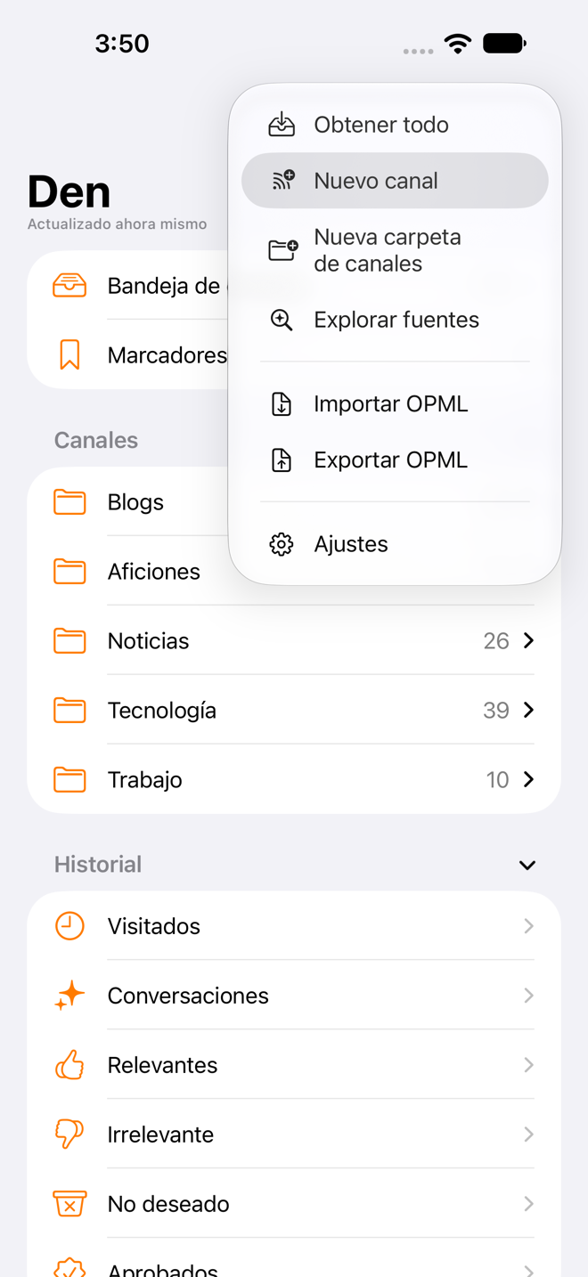 Menú Más de la barra de herramientas de la barra lateral abierto, con Obtener todo, Nuevo canal, Nueva carpeta de canales, Explorar fuentes, Importar OPML, Exportar OPML y Ajustes.
