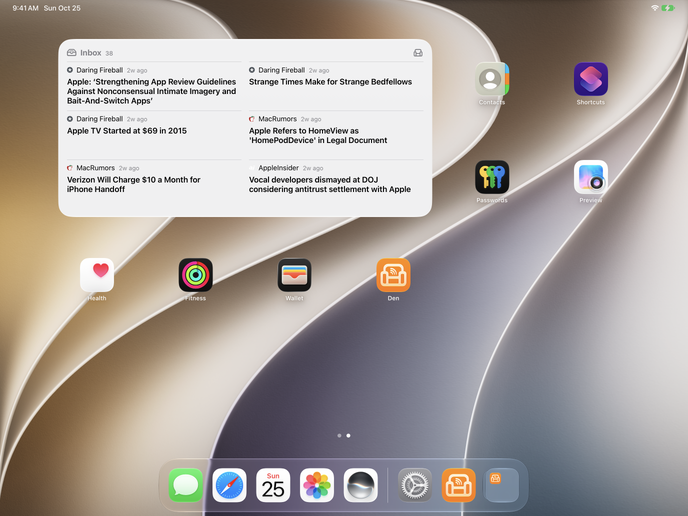 Den Latest widget on the iPad Home Screen listing recent articles from a channel folder.